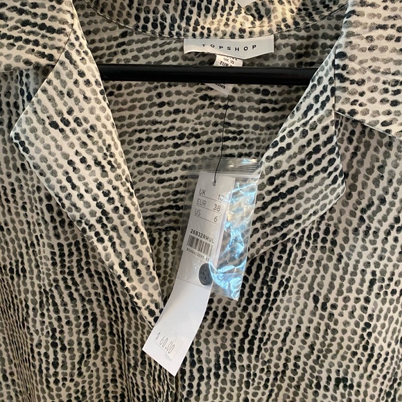 Satin blouse - Picture 2 of 3